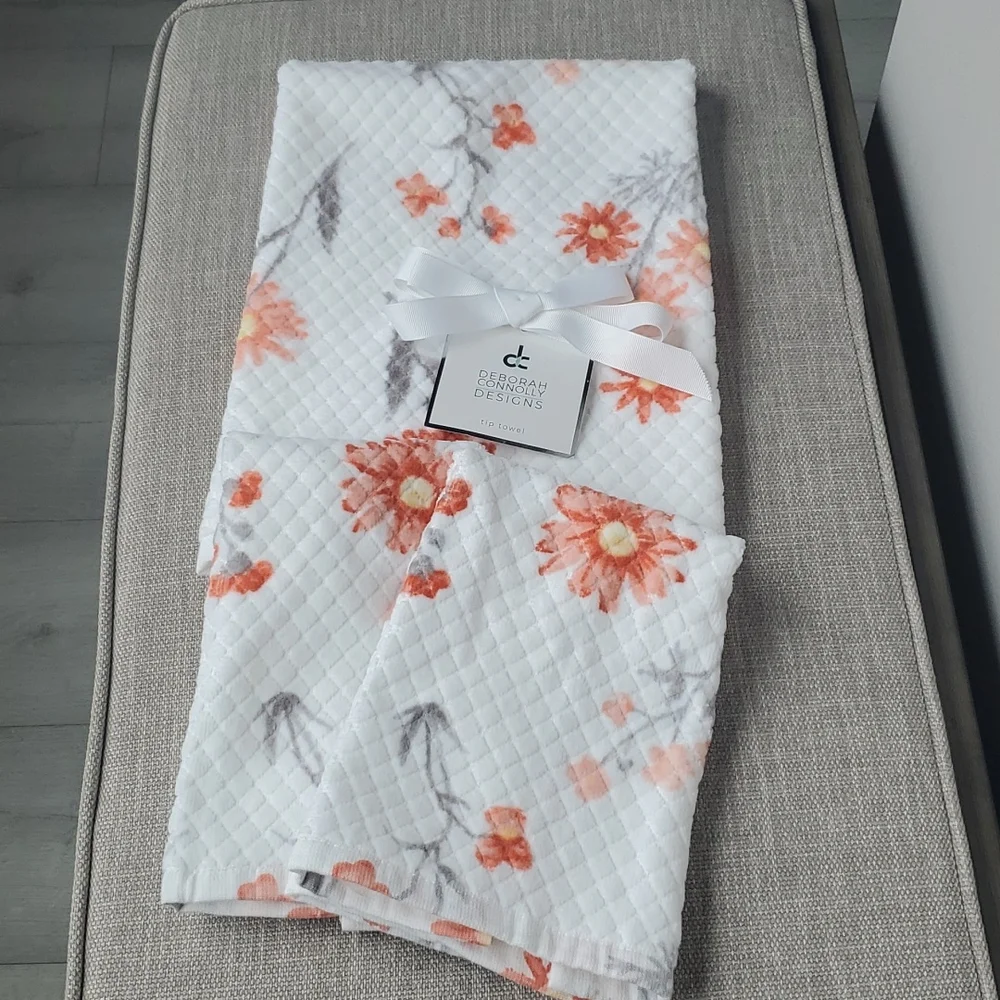 DEBORAH CONNOLLY DESIGNS 3pc Hand Towel Set